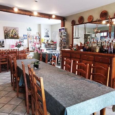 Bed and Breakfast Le Fidele Saint-Chamant Экстерьер фото