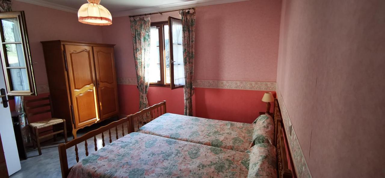 Bed and Breakfast Le Fidele Saint-Chamant Экстерьер фото